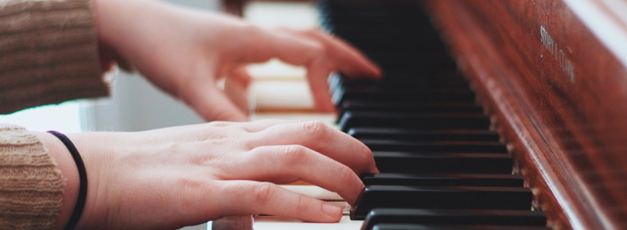 ピアノを練習する夢の意味は 夢占いでは恋愛運を象徴している Oneiromancy